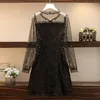 Damkläder Eleganta Klänningar Ny 2020 Vår och Höst Black Bow Collar Beading Mesh Långärmad Tweed Plus Size Dress