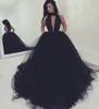 Nowa Długa Sukienka Wieczorowa Nosić Puffy Tulle Kobiety Koktajl Party Suknie Custom Made Sexy Halter Backless Black Prom Dresses