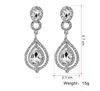 Shining Crystals Earring Earringshinestones 여성을위한 Long Drop Earring 신부 들러리를위한 신부 들러리를위한 웨딩 선물 주식 저렴한 전체 1708937