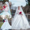 2020 Nuovo abito da ballo arabo moderno Abiti da sposa Gioiello Collo Appliques in pizzo Maniche lunghe Raso Plus Size Bottone Indietro Abiti da sposa formali lunghi