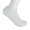 Chaussettes courtes pour femmes, couleur unie, noir/blanc, coupe basse, chaussettes d'été et de printemps pour filles, chaussettes simples en coton, livraison directe