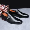erkekler oxford erkek iş ayakkabıları deri sivri moda zapato de vestir Sapato sosyal masculino Couro için keşiş askısı ayakkabı siyah resmi ayakkabı