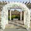Ny konstgjord blomma körsbärsblomning med metallbröllop järnbågsstativ full körsbärsblomma + båge hylla DIY Window Party Decor
