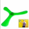 1pcs Boomerangs قرص الصحن LED LED Luminous Flash Lightup Flying Toy Kids Outdoor Toys Random Color2679564