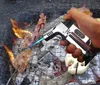 Torcia per barbecue da esterno antivento Accendino tripla torcia Turbo Tubo Accendini a gas Sigaretta al butano 1300 C Pistola a spruzzo Bruciatore per sigari da cucina per gadget da cucina