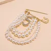 Mulheres Número de strassmões Broche Pearl Tassel Chain Broch Suit de lapela Pin Acessórios de jóias de moda para presente Party Nice qq