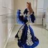 Royal Blue Mermaid Satin Prom Dresses Scoop Moroccan Kaftan Złoty Koronki Długie Rękawy Suknie Wieczorowe Custom Made Saudi Arabska Sukienka