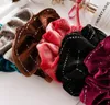 Włosy Scrunchies Hairband Gold Velvet Women Pałąk Elastyczny Włosy Krawat Girl Ponytail Holder Moda Akcesoria do włosów 6 Kolory