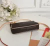 Designer Totes Luxus Handtaschen Geldbörsen Stahlnieten Mini Schwarz Weiß Tricolor VINTAGE Tasche Frauen Marke Klassischen Stil Echtes Leder Umhängetaschen