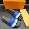 Klasyczne Moda Skórzana Slajdy Kapcie Sandały Unisex Męskie Obuwie damskie Slipper Sandal Size 36-46