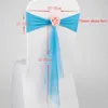 10 st Wedding Decoration Chair Back Organza Chair Sash Spandex Sash Med Rose Ball Konstgjord Blomma och Organza Chair Sash Bröllopslayout