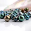 Vente en gros 30 pièces de perles d'eau douce rondes semi-percées de paon en vrac de différentes tailles pour pendentifs, boucles d'oreilles, fabrication de bijoux