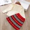 Automne Baby Girls Designer Clothes Set Kids Princess Tenues de fille rayée Sweater Cardigan Stripe Pleed Jirt Tricoted 2pcs Set7114827