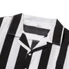 NOUVEAU ARRIVE Men d'été Summer Black and White Striped à manches courtes à manches courtes masculines Male Fashion Casual Patchwork Blouse Outfits342b