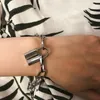 Populaire nns nouvelle mode de luxe designer simple chaîne à maillons dorés cadenas bracelets porte-bonheur pour femmes girls278O