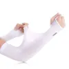 Warmers ARM Утечки на открытом воздухе Спорт Мода Ледяной Шелковый Рукав Ледяной Прохладный Дыхание Летние Солнцезащитные Перчатки Для Мужчин Женщины Дайдя Обучение