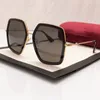 Nyaste begränsad utgåva kvinnlig GG0106S solglasögon Big-ram Kina-Red Design56-19-140 Gradient Anti-UV400 Light Solglass Full Case Outlet
