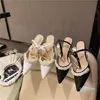 Vente chaude-La nouvelle amende avec des sandales pointues femmes sandales de perles chaussures mode coréenne chaussures sauvages