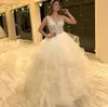 2020 بالاضافة الى حجم الزفاف DressesSexy احد الكتف أكمام ثوب الكرة الكشكشة قطار الاجتياح زين الرباط فستان الزفاف vestidos دي نوفيا