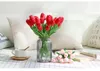 Искусственные PU Tulip Цветы Тюльпан Моделирование Цветочная фотография Реквизит Свадебные Поддельные Цветы Холдинг Цветы Свадебные Украшения BT52