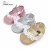 2020 NOUVEAU nouveau-né pour bébé bébé fille princesse en dentelle Chaussures de la couronne à paillettes Coton Soft Sole Cribe Préwalker Shoes First Walkers2752939