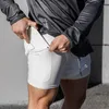 Doppelschichtige, schnell trocknende Shorts für Fitnessübungen, Joggerhose, Sommer-Männer-Laufhose, Kleidung und sandiges Geschenk
