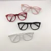新しいファッションデザインフレーム光学ガラス0011蝶フレーム透明レンズレトロシンプルなスタイルのクリアメガネはケースを装備することができます