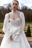Mode une ligne robes de mariée perlées col haut manches longues robes de mariée à plusieurs niveaux balayage Train Organza robe de mari￩e