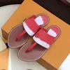 Designer Beach slippers Summer fashion women flip-flops 100% leather Letters lady Slippers luxury Bath Ladies slippers Large size 35-42 us11