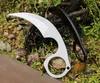 Coltello da artiglio tattico Karambit di alta qualità 440C Coltello da lavaggio in pietra nero / bianco Manico in acciaio Karambit con guaina in ABS K