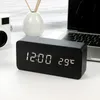 Kvadratisk LED Trä väckarklocka Tabell Voice Control Digital Wood Despertador Elektronisk skrivbord USB / AAA Powered Clocks Decor