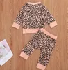 Baby Girl Clothes leopardo infantile delle ragazze delle parti superiori dei pantaloni 2pcs insiemi manica lunga bimbi Outfits Pullover Boutique Abbigliamento bambino 2 colori DW5653