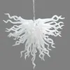 Kwiat Kształt White Crystal Deco Lampy dmuchane szklane oświetlenie żyrandolu do salonu Art Decoration 28 "Nowoczesne wiszące światła