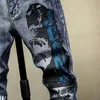 Mäns jeans sokotoo bokstäver mönster tryckt denim mode smal passform blå stretch avsmalnande penna pants1