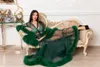 2020 Green Womens Wraps Sexy Faux Fur Lady Sleepwear Donna Inverno Accappatoio Camicia da notte trasparente Lunghezza del pavimento Abito da damigella d'onore Scialle