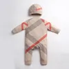 Bambino caldo Rompers Vestiti invernali Abbigliamento invernale per neonato per neonati da ragazza a maglia maglione con cappuccio per bambini con cappuccio e cappello da bambino per bambini