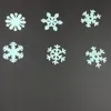 50 unids/lote 3D luminoso copo de nieve etiqueta de la pared de la habitación de los niños dormitorio decoración del hogar calcomanía resplandor en la oscuridad DIY pegatinas al por mayor DBC BH3884