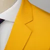 Plyesxale 2020黄色の男性のためのウェディングメンズファッション3ピースカザコスホーマントラジエホモブル正式な仕事オフィススーツ男性Q1027