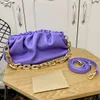 Primavera 2021 Moda y versátil Simple Simple Cloud Bag Womens Avanzado Sense Straddle Bags Single Hombro Cadena portátil Multi-