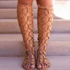 Sandalias de vendaje para mujeres Rodilla Alta plana Sandalias romanas Hembra HOMBRA HOLLA Tobillo Botas Femininas 2020 #T1G12501735