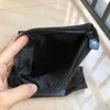 Paris markası kozmetik çanta ile hediye kutusu taşınabilir kozmetik depolama çantası lüks kadın tasarımcı sıfır çanta zarif siyah mini zip pock7617896