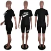 2024 Designer Marka Tracki Summer Kobiety Plus w rozmiarze 2xl krótkie rękawowe koszulka i szorty Dwa sztuki zestawy SAWALNEJ JOGGER SUITS OUTWORK SPORTSWEAR 3504-2