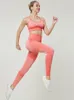 Designer Womens Yoga Se Fiess Tech Wear Clohing Sporswear Woman Gym Leggings Padded Push-up Srappy Spors Suis Bra Long Pans Sexy Ech Fleece Op