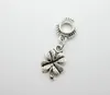 100st Four Leaf Clover Charm Big Hole Bead European Pendant Passande Pandora Armband Halsband DIY Smycken Making