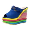 2021 sandale WENYUJH coloré loisirs femmes compensées été sandales femme Sexy Mules fête plate-forme talons hauts chaussures Woman1