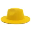Fashion Yellow Blue Patchwork Wool Felt fedora hattar för män kvinnor 2 ton hatt olika färgklänning hatt panama jazz trilby cap3361