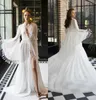 Rish Bridal Bohemian Suknie ślubne Sexy V Neck Koronki Appliqued Tasslet Beach Suknie ślubne Robe de Mariee Długi Rękaw Wedding Sukienka