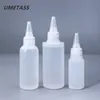 보관 병 Jars Umetass 30ml, 60ml, 100ml 빈 PE 플라스틱 접착제 나사 뚜껑이있는 짜기 액체 잉크 오일 드롭퍼 10pcs/lot