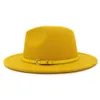 Gele rode patchwork fashion chapeau fedoras brede rand wol vilt bowler vrouwen mannen jazz fedora caps met gele gesp