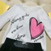 Designer Style Kids Spurts Outfits Dzieci List Miłość Serce Drukowane bluzy Lastowe tiulowe ciasto spódnice 2pcs Zestawy A37061281146